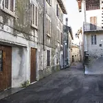 Cascina Cadorna 1 * Montegrino Valtravaglia